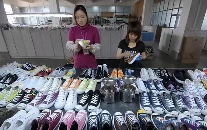 鞋”终于让耐克阿迪都开始怀疑自己OG视讯做了20年假鞋之后“莆田(图3)